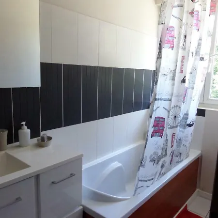 D'hotes Ronquer Pensionat 2*