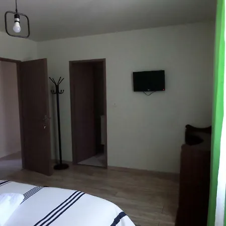 D'hotes Ronquer Avensan