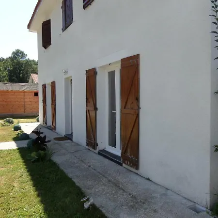D'hotes Ronquer Guest house 2*